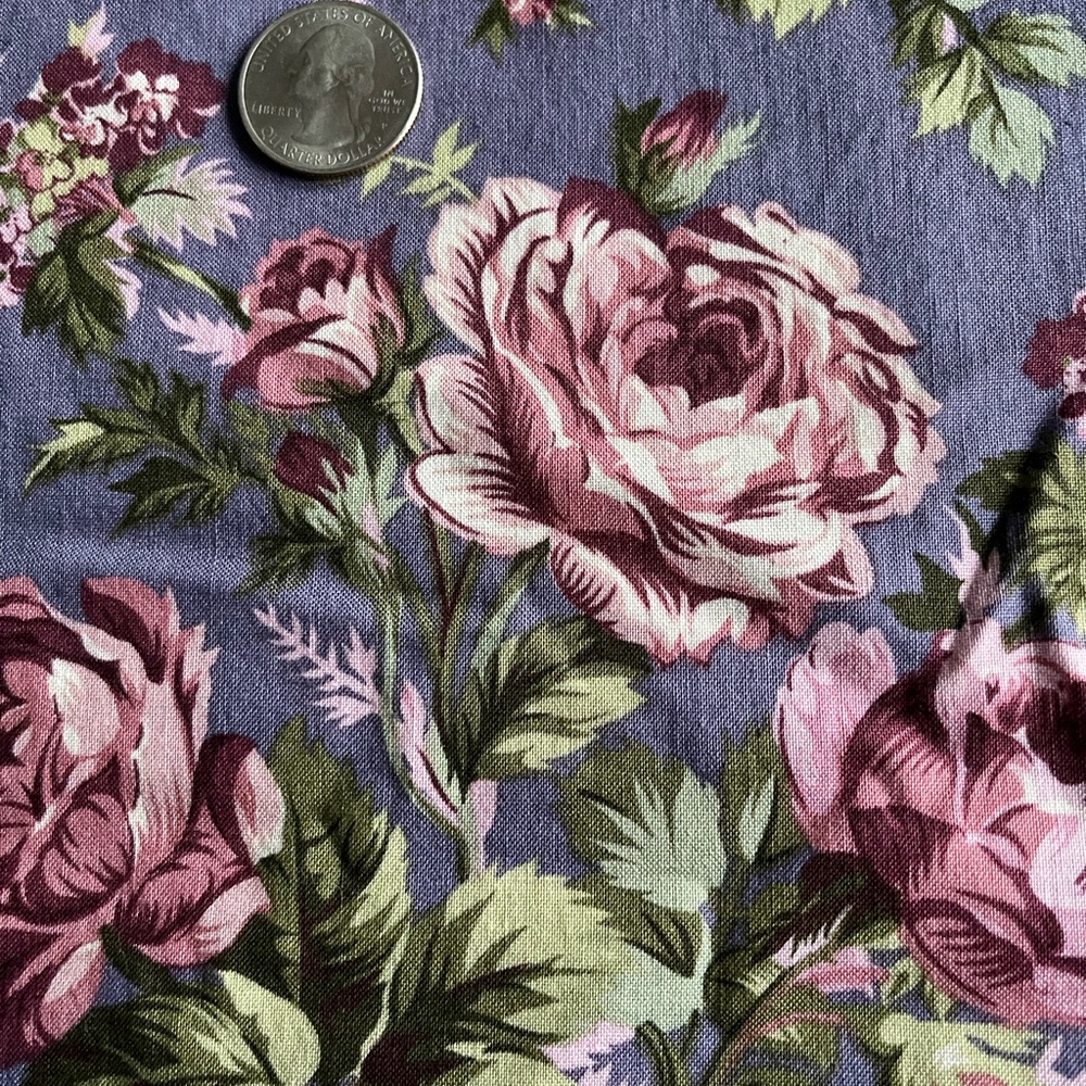 Cotton Quilt Fabric~Pink Cabbage Roses - Picture 3 of 5